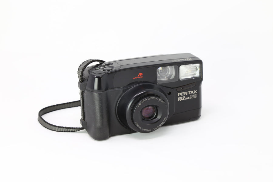 Pentax IQ Zoom 900 35mm Film Camera