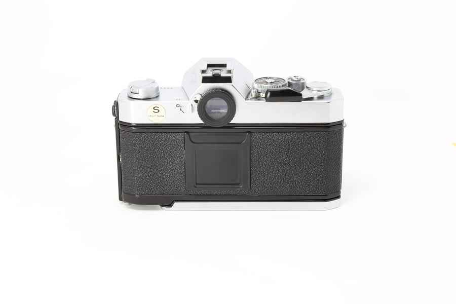 Konica AutoReflex T3 Silver 35mm Film Camera With 50mm 1.7 lens